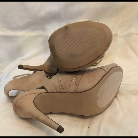 Call It Spring Suede Heels Size 7 - Picture 8 of 8